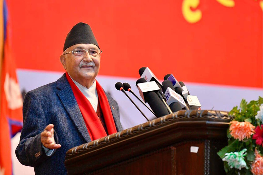 नेकपा ओली पक्षको सडकमै सभा