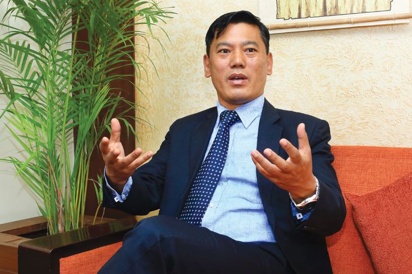 सिभिल बैंकका सीइओ गुरुङद्वारा राजीनामा