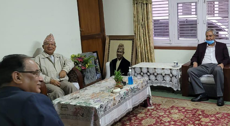 माधव नेपाल समूह केपी समूहसँग मिल्ने सम्भावना कति ?