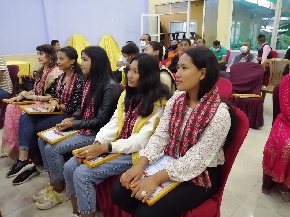 ‘हाकु मैंचा’ बोलको म्युजिक भिडियो सार्वजनिक