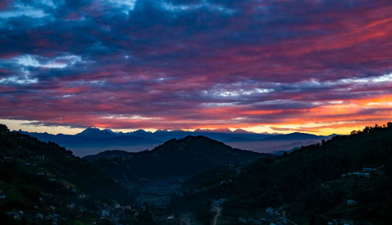 नियात्रा : बेथान र साहित्य यात्रा