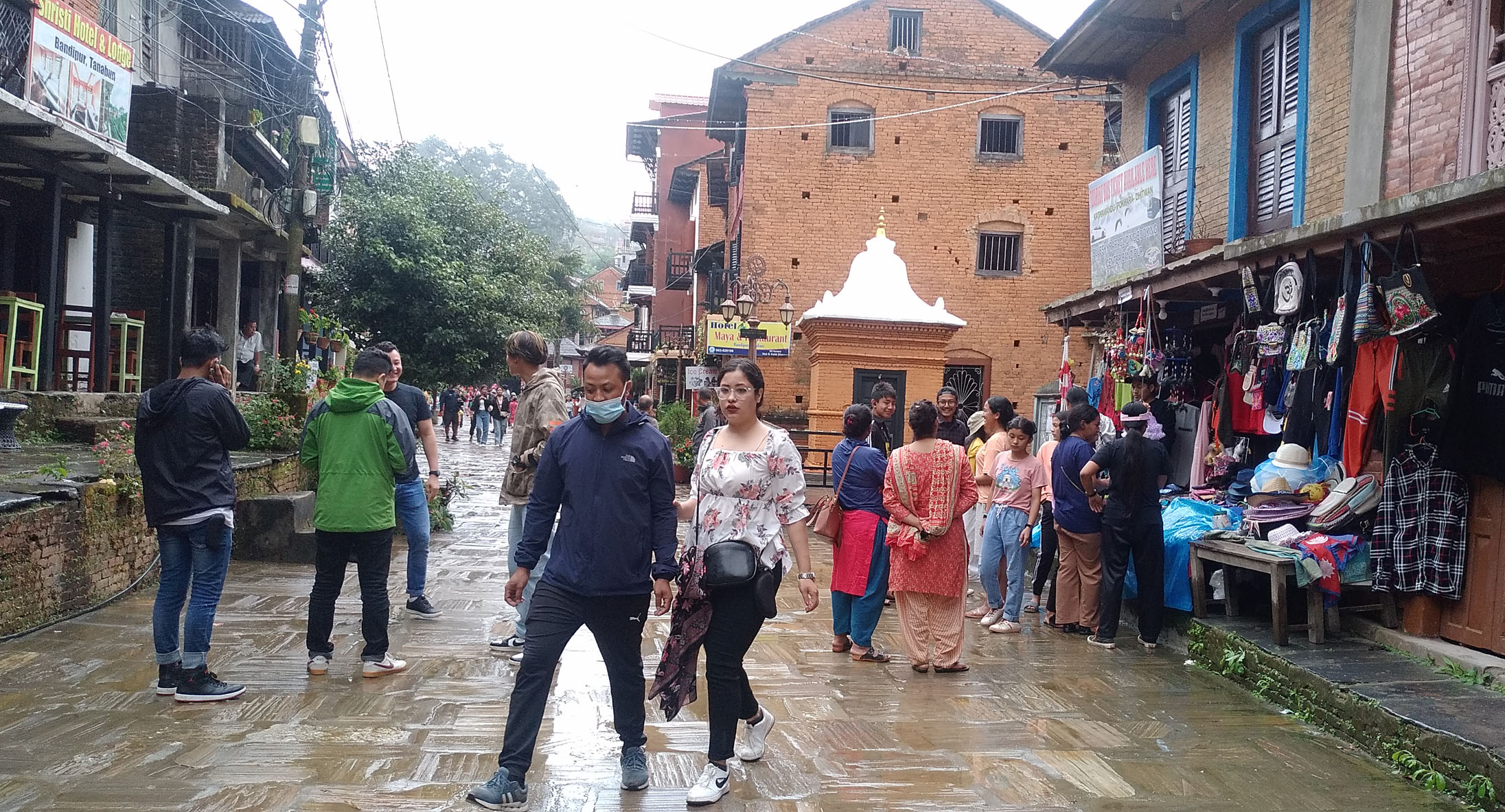 बन्दीपुरमा खचाखच पर्यटक, व्यवसायी उत्साहित