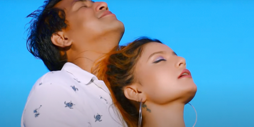 स्क्रिनमा आरोशी र दीपेनको प्रेम