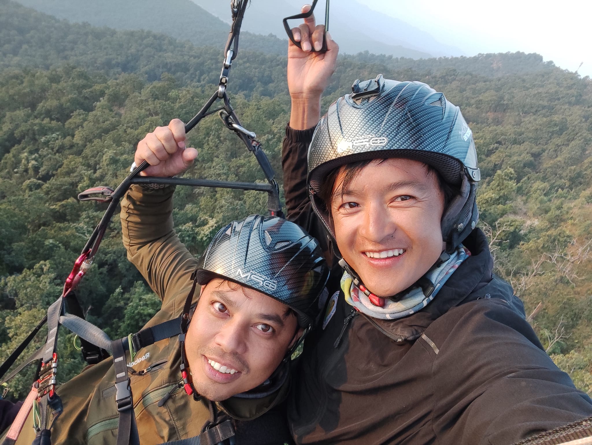 पर्यटन प्रवर्द्धन गर्न कटारीको मर्जितपुरमा प्यराग्लाइडिङ