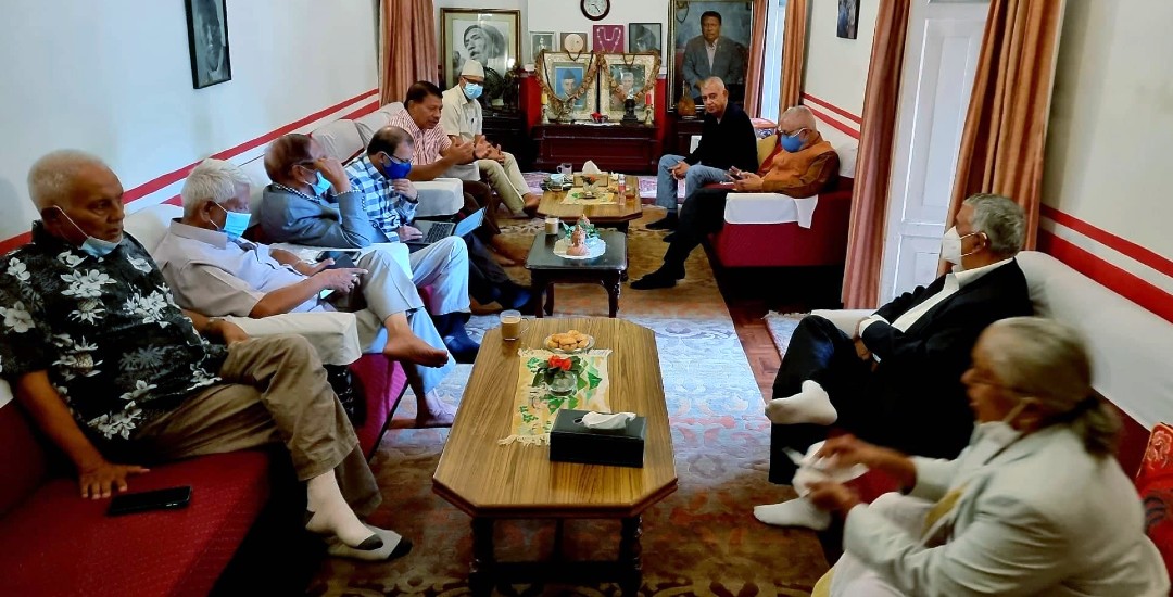 सभापतिमा साझा उम्मेदवार टुंग्याउन संस्थापनइतरको दौडधुप, आज पनि बैठक बस्दै