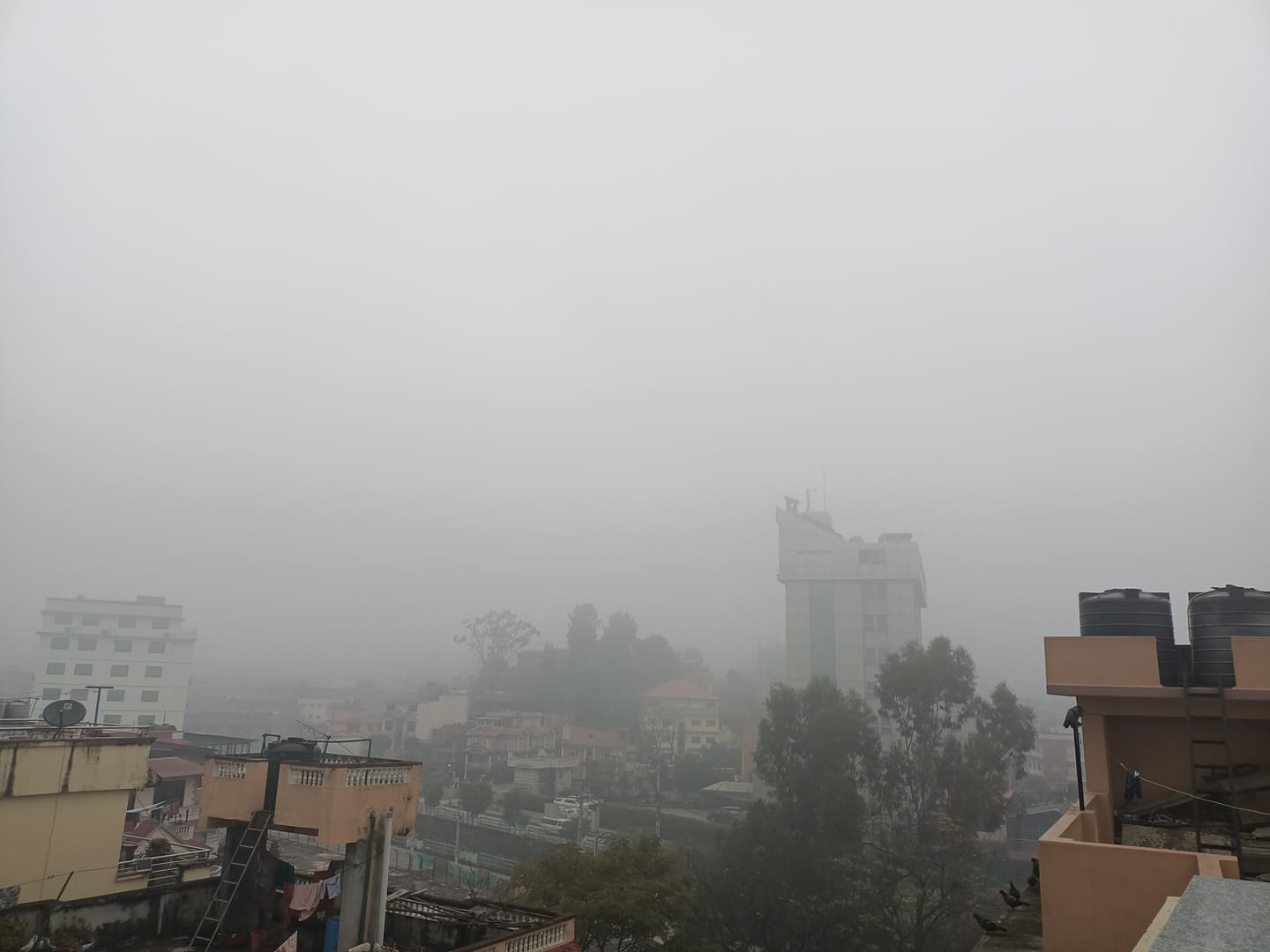 काठमाडौंको भिजिबिलिटी १०० मिटरमा झर्‍याे, त्रिभुवन विमानस्थलमा उडान ठप्प