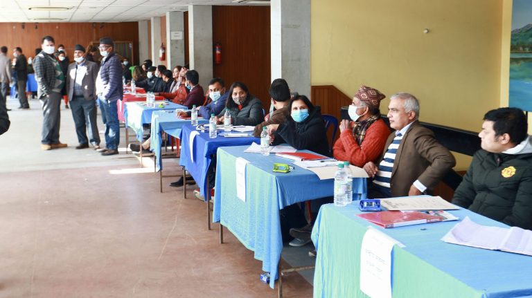 कांग्रेस महाधिवेशन : प्रविधिको प्रयोग गर्न नेताहरूलाई डर, निर्वाचनमा मतपत्रकै भर