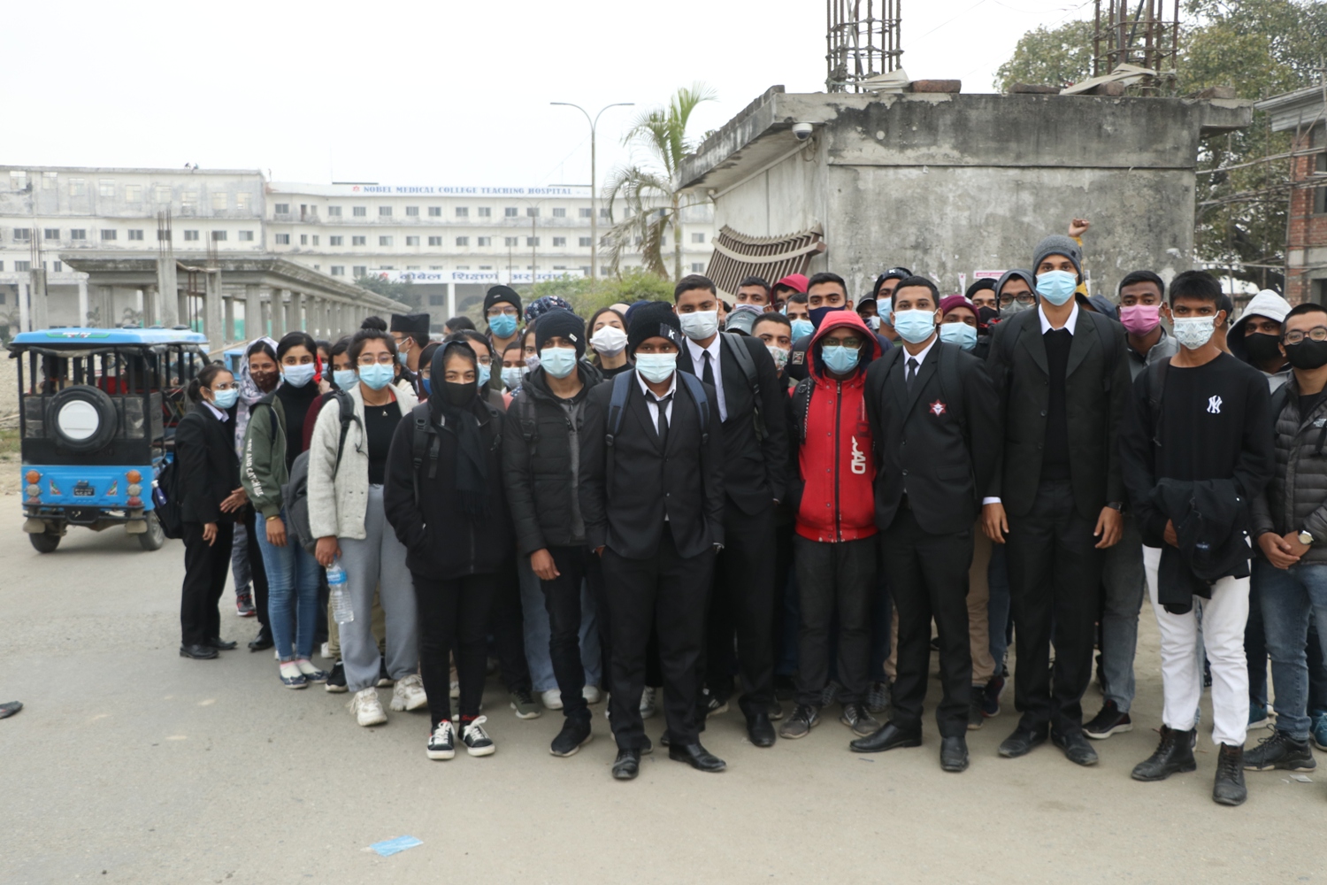 अतिरिक्त शुल्क नबुझाउने विद्यार्थीकाे पढाइ राेक्याे नोबेल मेडिकल कलेजले