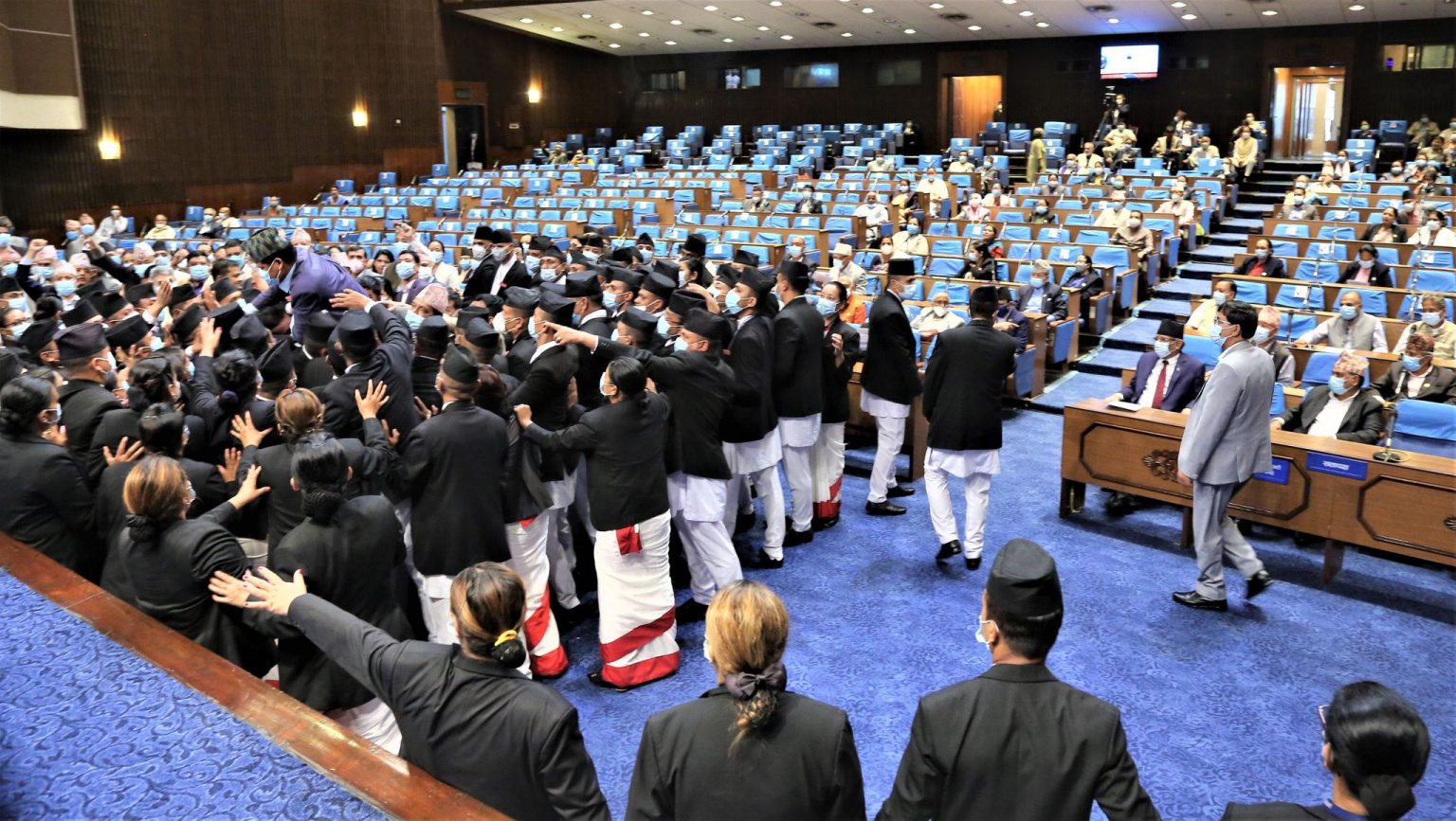 संसद बैठक आज पनि बस्दै, एमालेको अवरोध जारी रहने