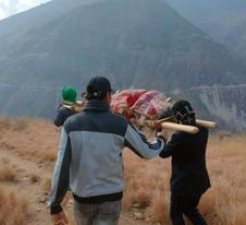 बैंक खाता खोल्न हिँडेकी वृद्धाको बाटो मै मृत्यु