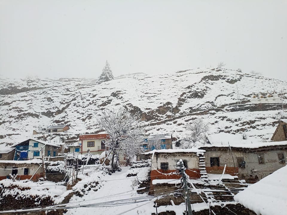 जुम्लामा तेस्राे पटक हिमपात, जनजीवन कष्टकर (फाेटाे फिचरसहित)