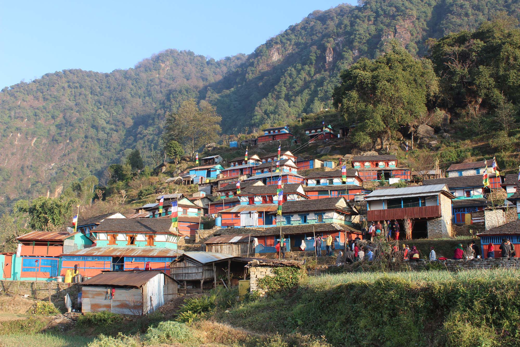 मर्स्याङदी गाउँपालिकाले होमस्टे र ‘रक क्लाइम्बिङ’ लाई बाँड्याे २५ लाख