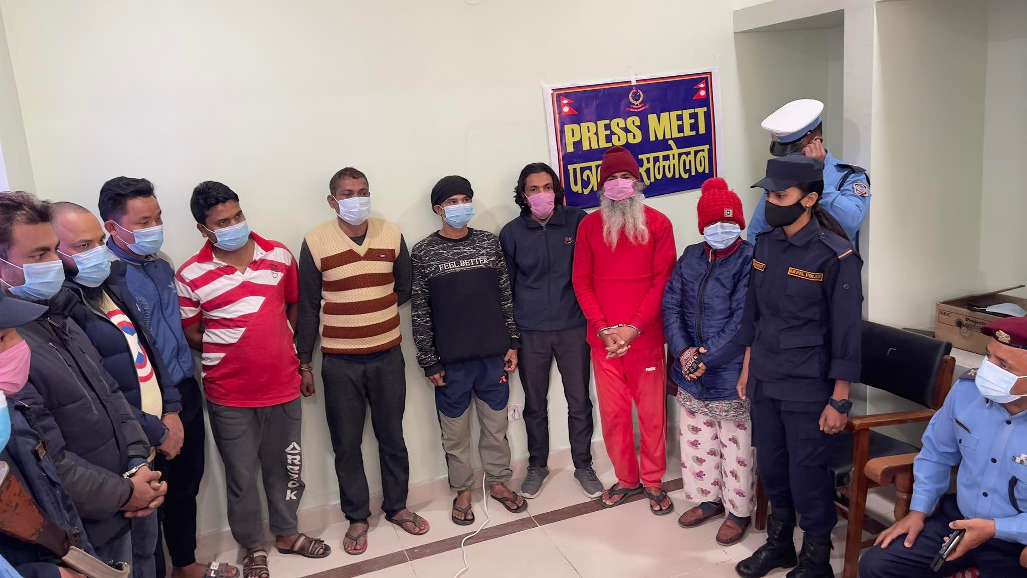 ‘बम’ राख्ने ९ जना सार्वजनिक