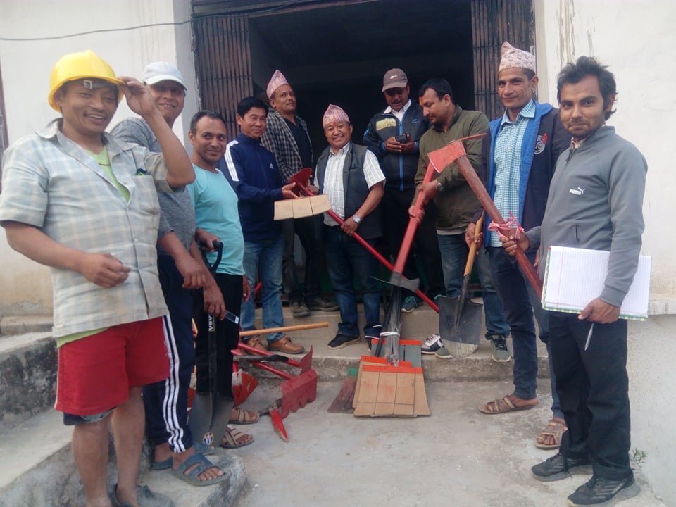 सामुदायिक वनलाई अग्नि नियन्त्रक औजार