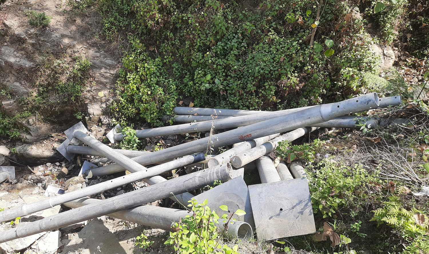 बैतडीमा विद्युत सामग्रीको चरम दुरुपयोग