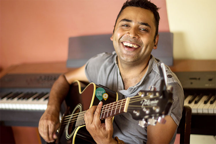 संगीतकार कालीप्रसाद ३१ वैशाखमा क्लब प्लाटिनममा गुञ्जिने