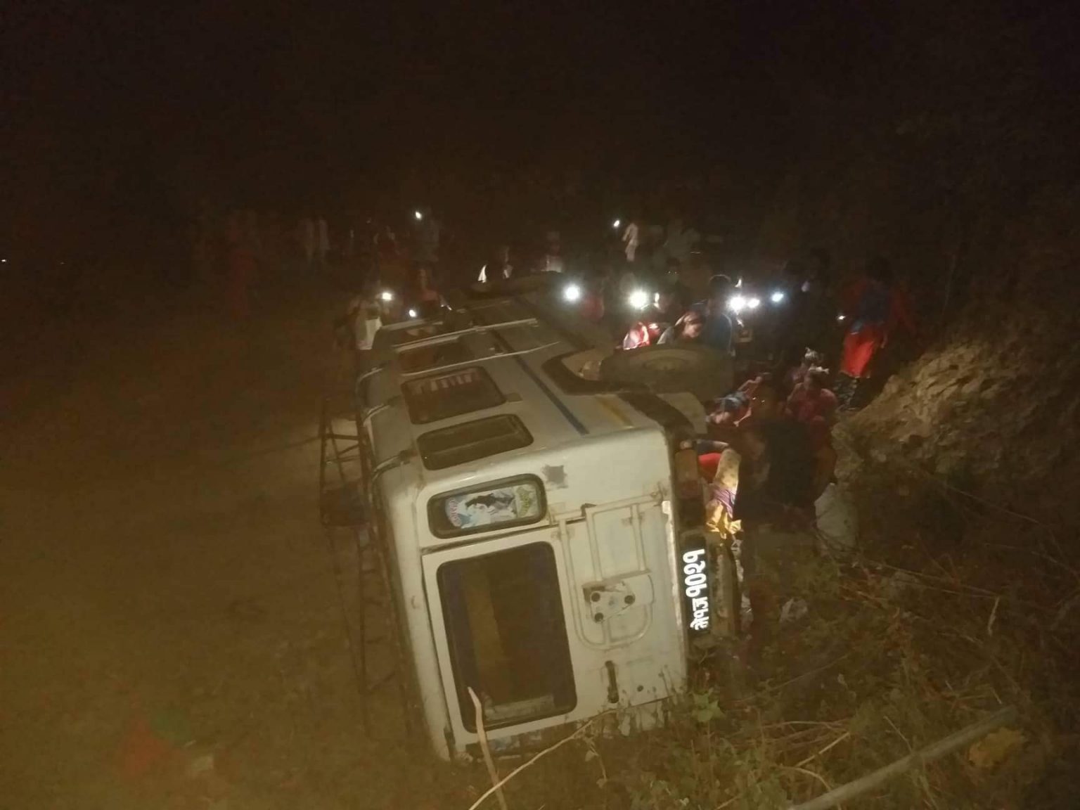 जिप दुर्घटनामा २ जनाको मृत्यु