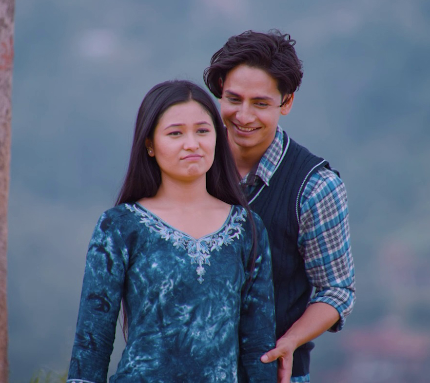 खुसीका मुहानमा नग्मा र सागरको रोमान्स