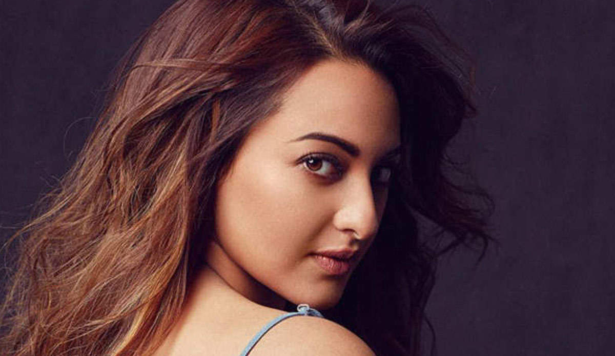 भाइको फिल्मबाट कमव्याक गर्दै सोनाक्षी