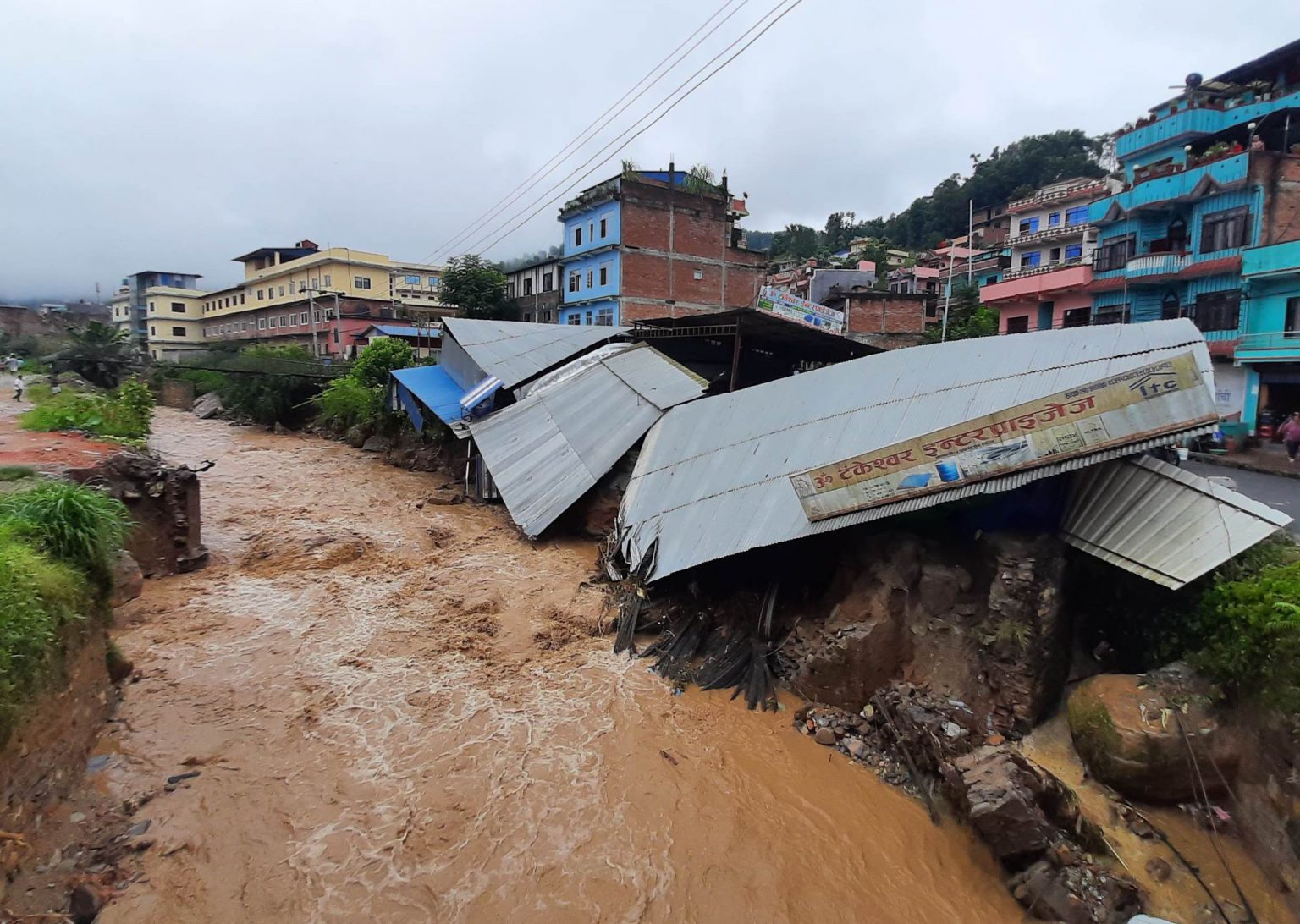 धादिङमा घर पुरिंदा एक जना बेपत्ता