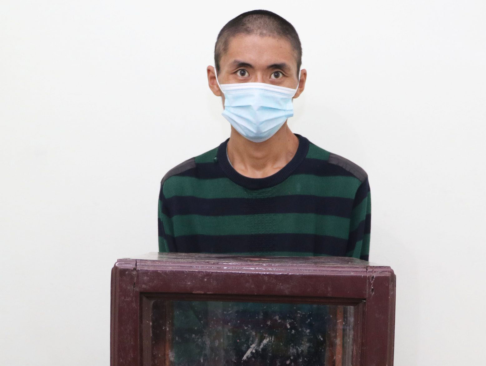 दानपेटिका चोर पक्राउ