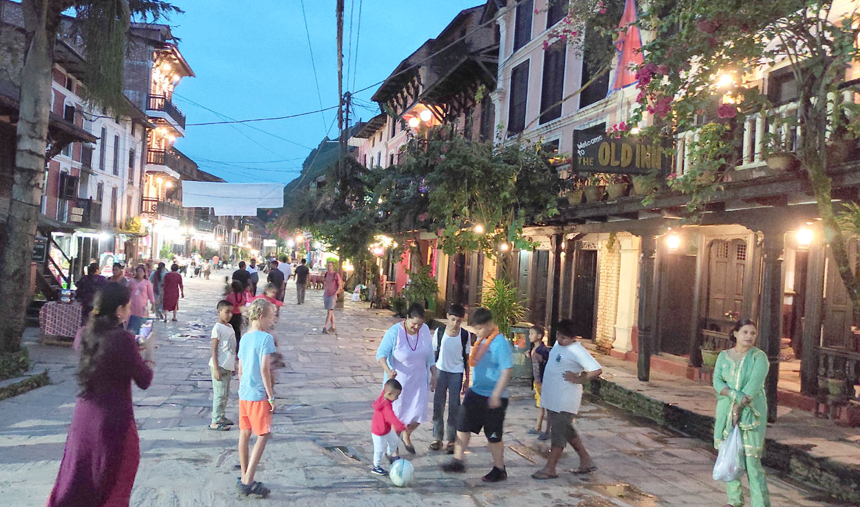 ‘उज्यालो बन्दीपुर’ कार्यक्रम सुरु