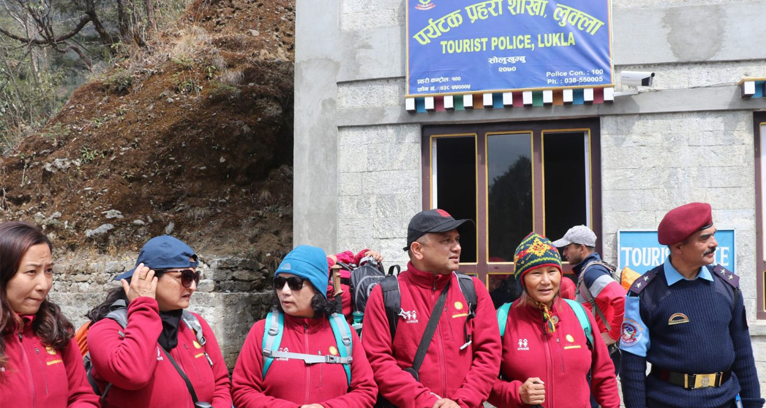 उपसभामुखको टोली खुम्बु क्षेत्रको पदयात्रामा