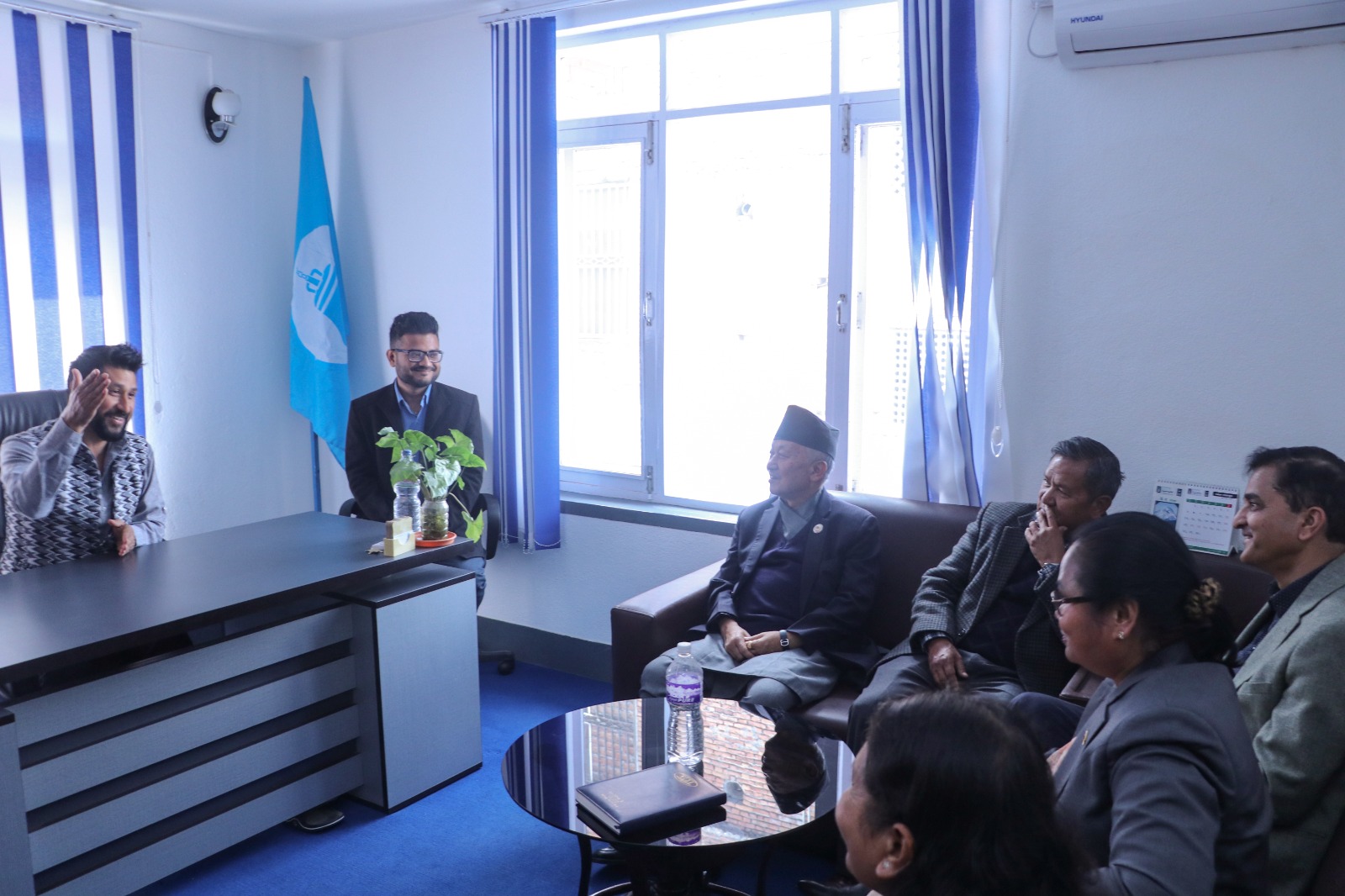 एमालेका नेताहरू रास्वपाको कार्यालयमा