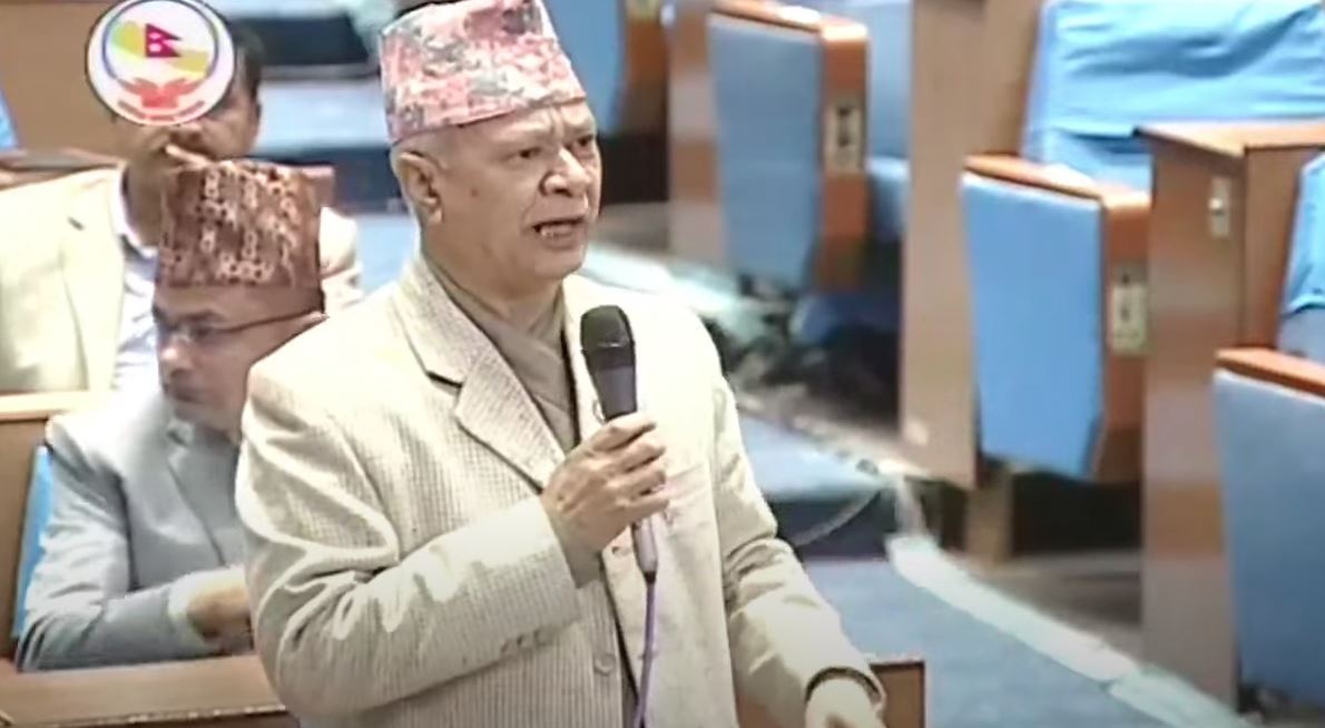 संसदमा प्रधानमन्त्री प्रचण्ड हराएको सूचना वाचन