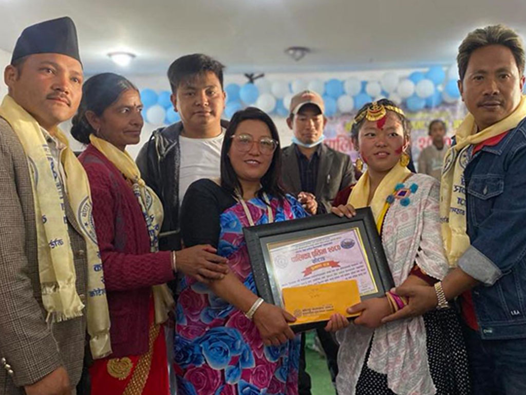 साकेलामा गायनतर्फ दियाली र नृत्यतर्फ राई प्रथम