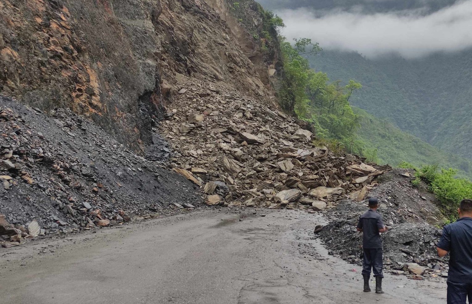 नारायणगढ-मुग्लिङ सडकखण्ड फेरि अवरुद्ध