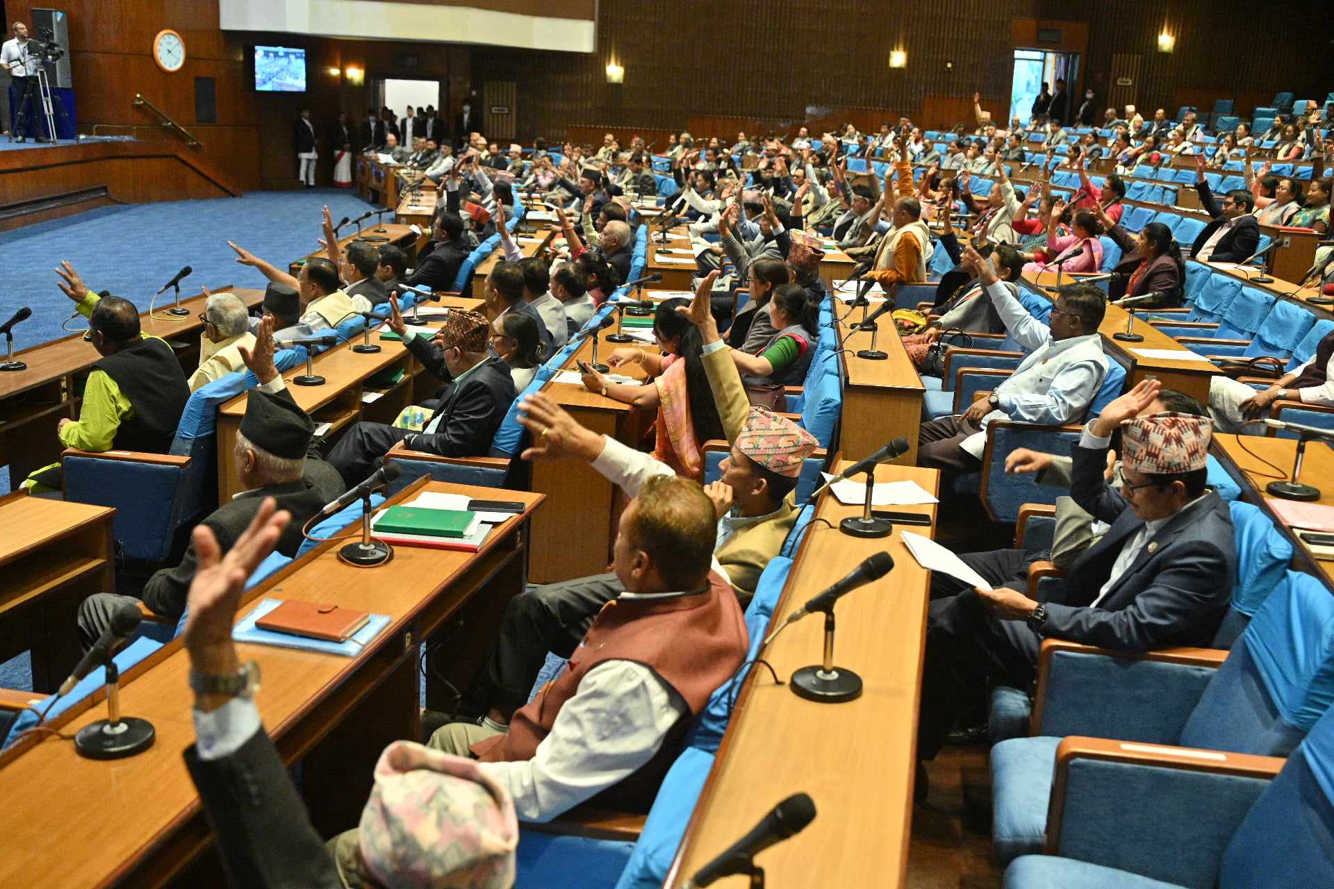 मिटरब्याजपीडितलाई न्याय दिन ल्याइएको विधेयक आज संसद्‌मा पेस गर्ने तयारी