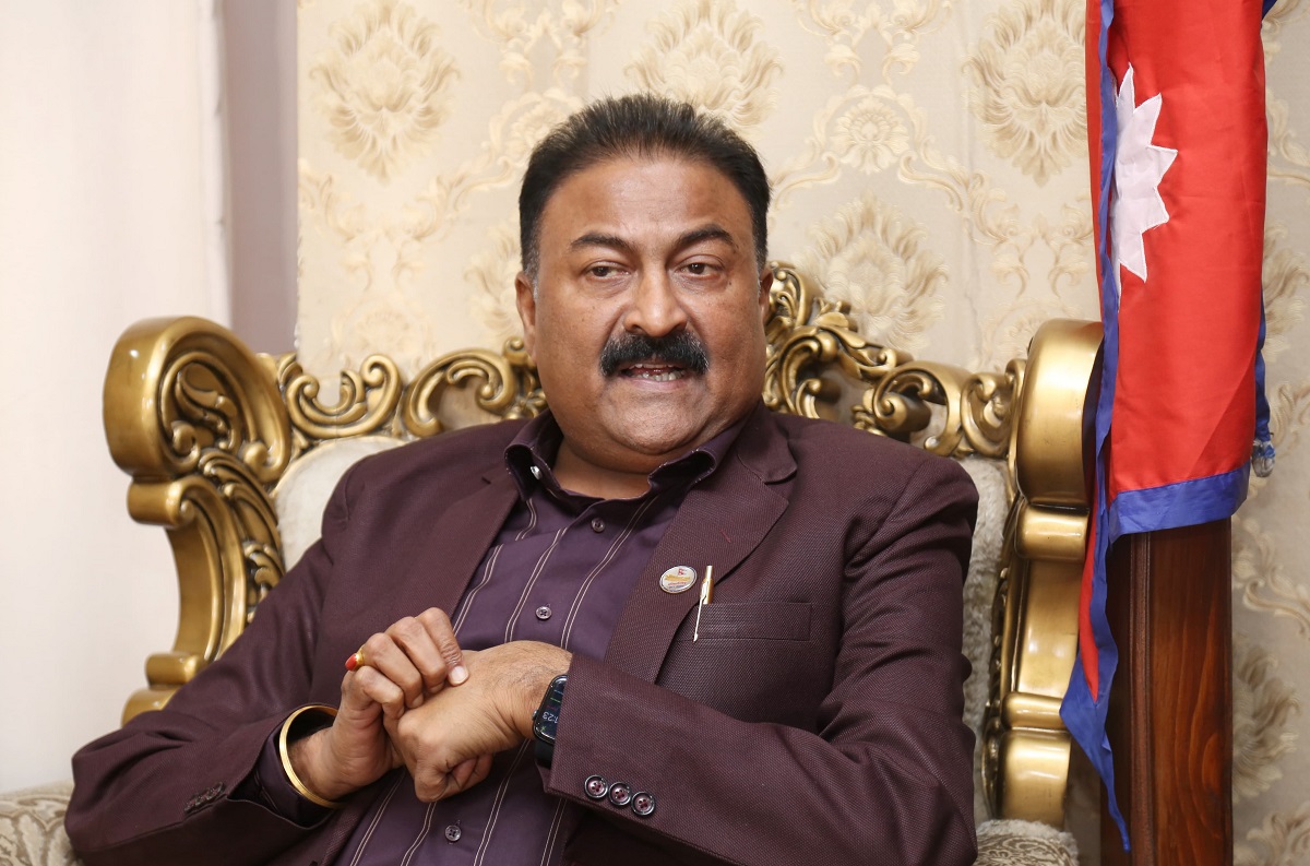 सामान्य प्रशासनमन्त्री गुप्ता प्रधानमन्त्री भेट्न पुगे बालुवाटार