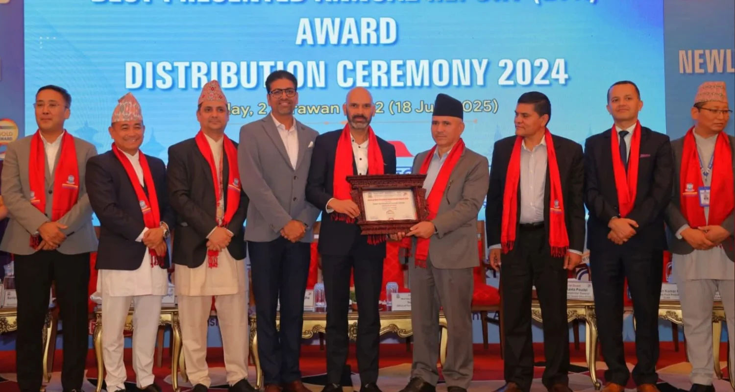 नेपाल लाइफ इन्स्योरेन्स वार्षिक प्रतिवेदन अवार्ड, २०२४ द्वारा सम्मानित