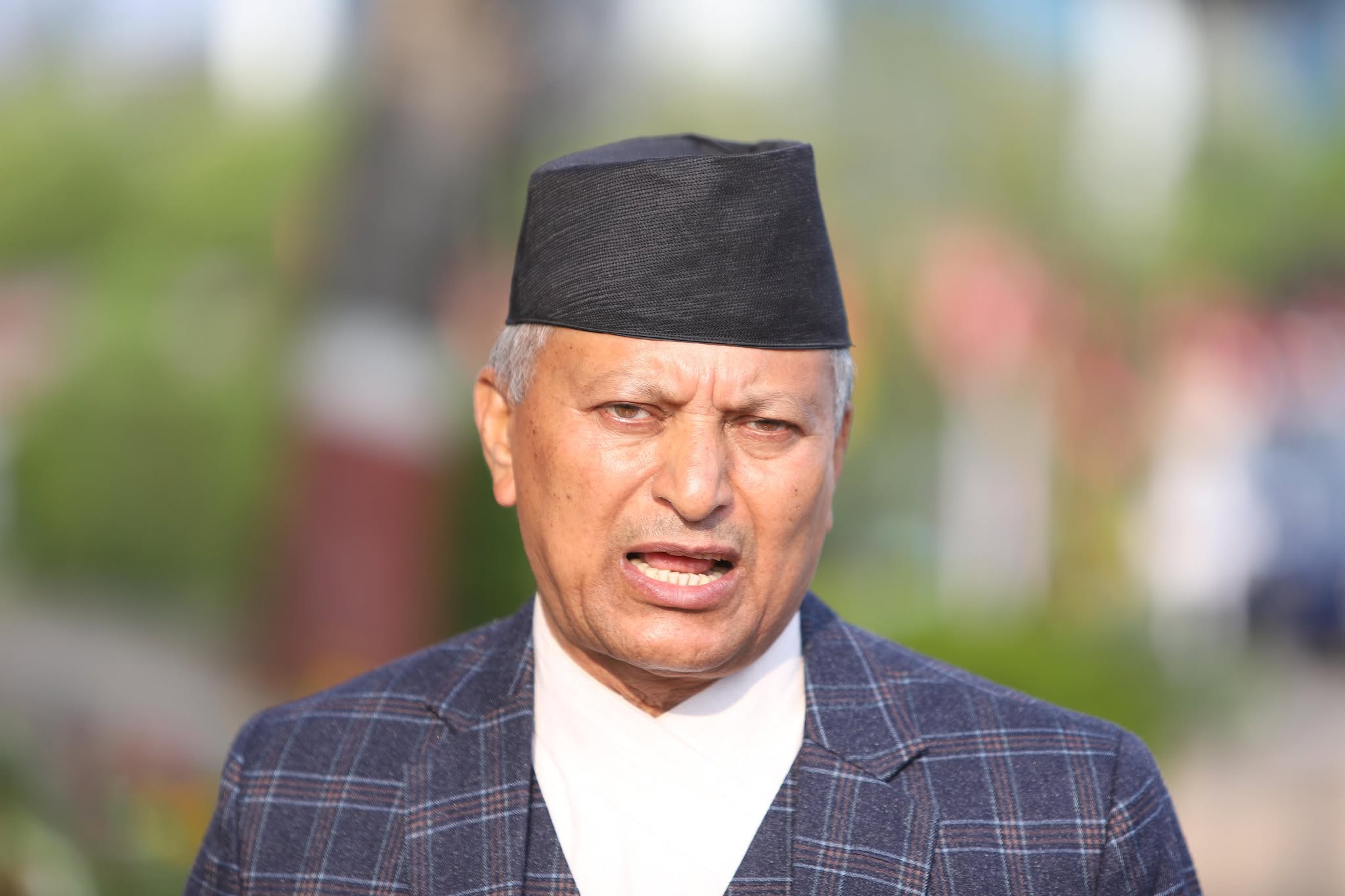 भूमि व्यवस्थामन्त्री बलराम अधिकारीमाथि ३२ लाख घुस लिएको आरोप: अडियो सार्वजनिक, छानबिनको माग