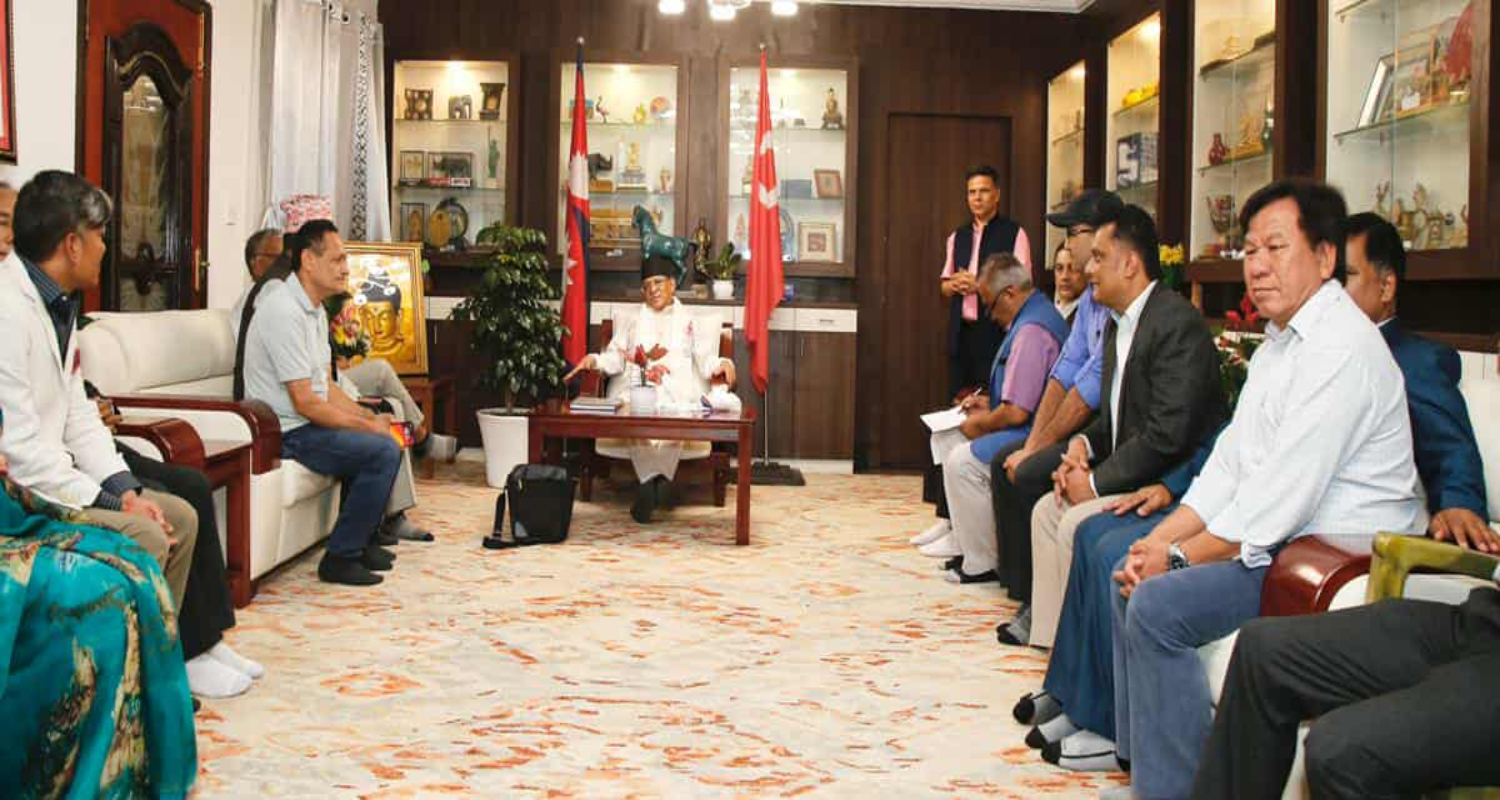 पर्वतारोहण संघको नवनिर्वाचित नेतृत्वलाई प्रचण्डको बधाई, पर्यटन विकासमा जोड