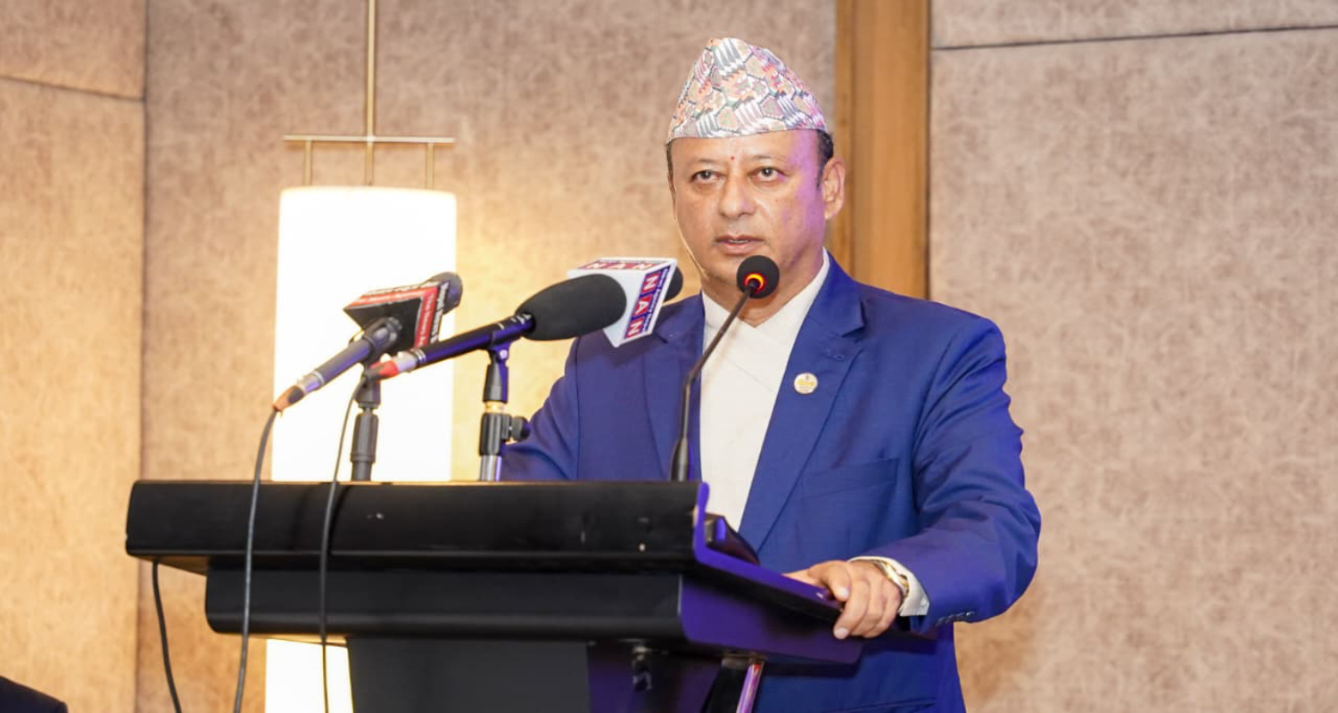 विद्युत उत्पादन क्षमता हेरेर मात्र प्रसारण लाइन बनाउनुपर्छ: ऊर्जामन्त्री खड्का