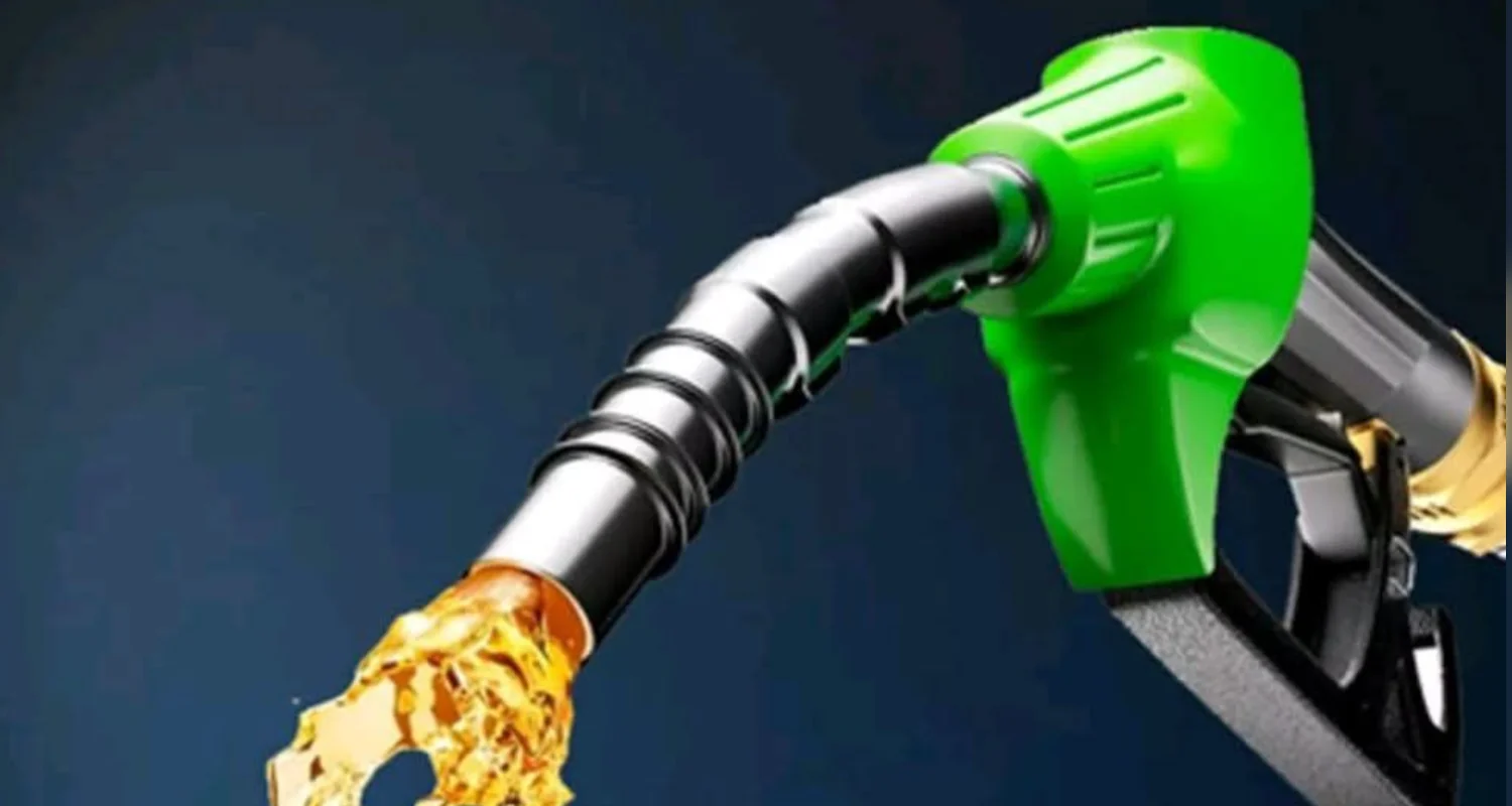 पेट्रोलको मूल्य बढ्दा डिजेल र मट्टितेलको भने घट्यो