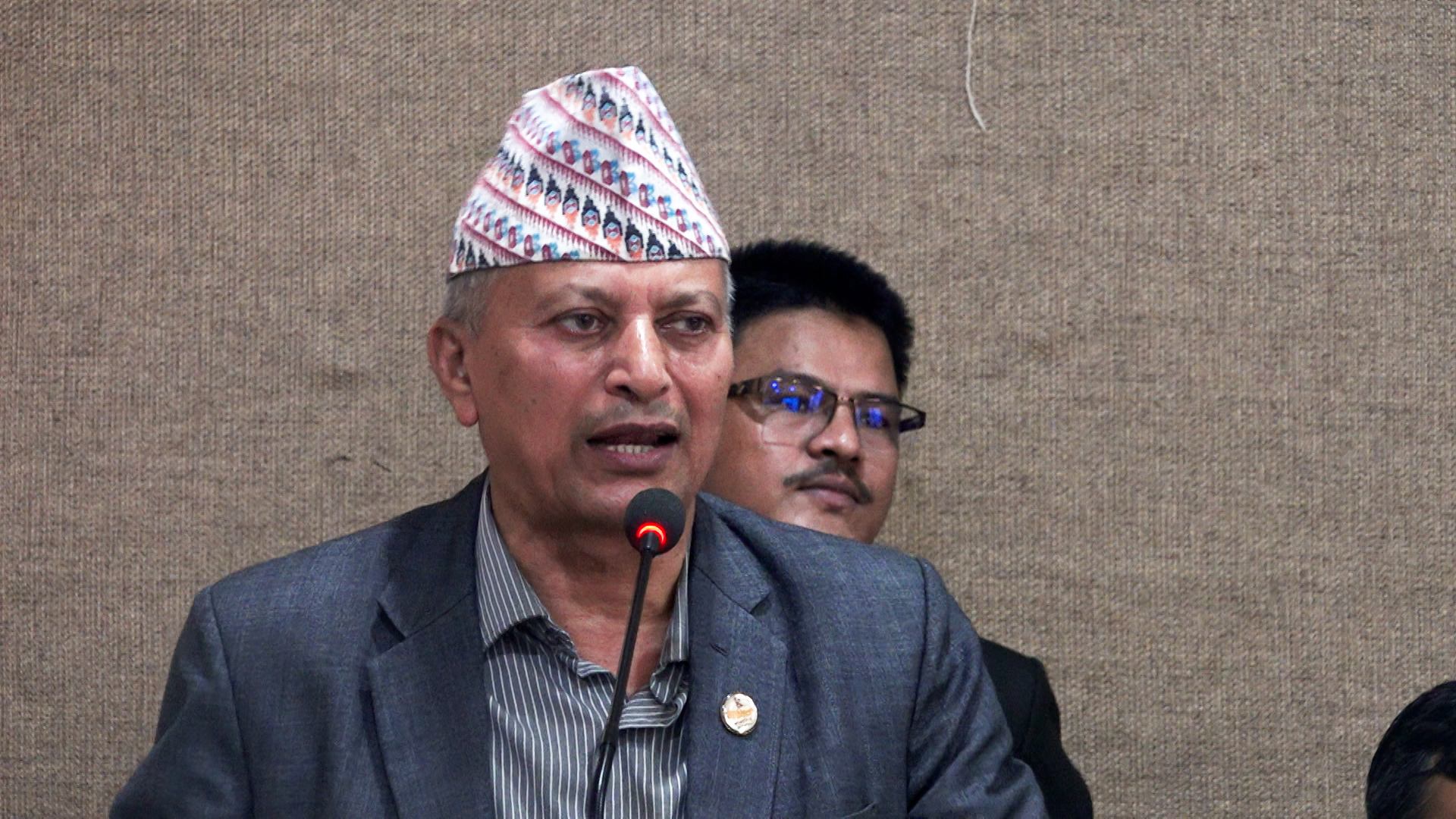 सहकारीमा समस्या नियमन राम्रो नभएर आएको हो : सहकारीमन्त्री अधिकारी