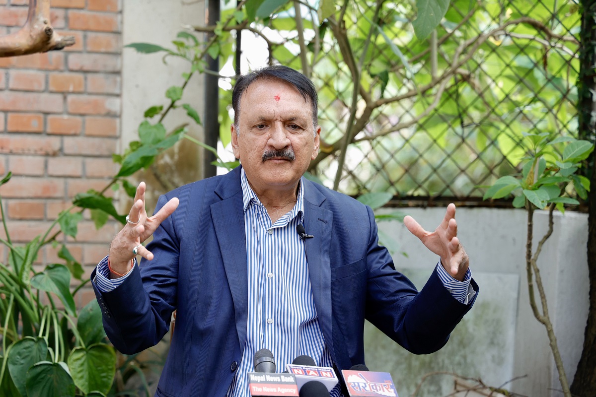 विशेष महाधिवेशन आवश्यक छैन : प्रकाशशरण महत