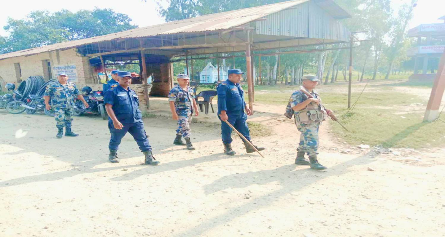 सर्लाहीमा नेपाली सेनासहितको संयुक्त गस्ती