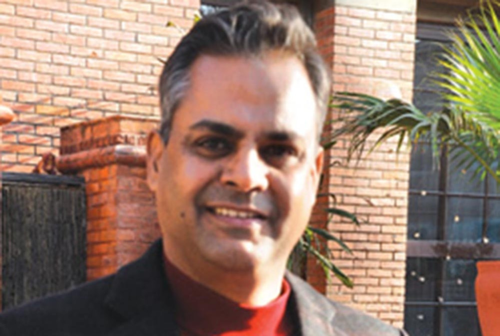 प्रचण्डको घरबाट ट्रकमा पैसा निकालेको भन्ने पूर्वएआईजीविरुद्ध साइबर ब्युरोमा उजुरी