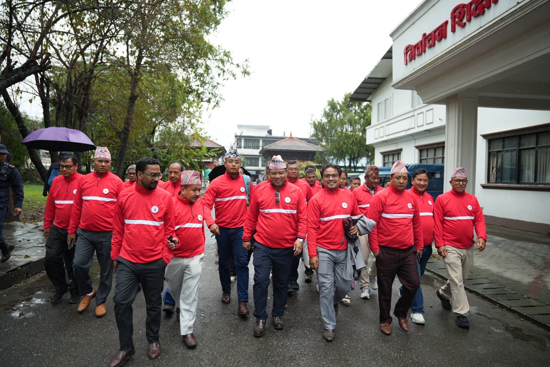 रेशम चौधरीले खोले नयाँ पार्टी