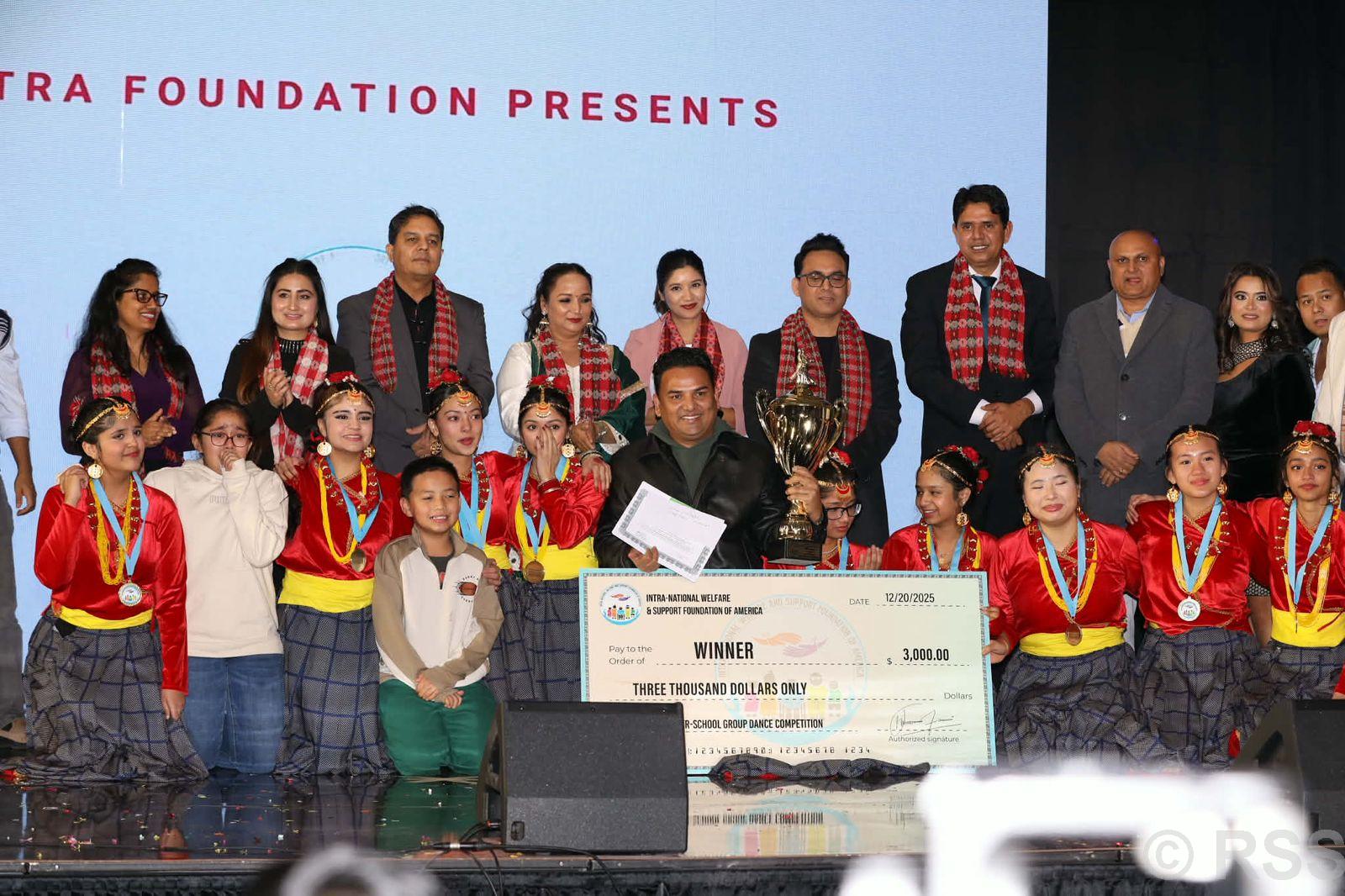 अमेरिकामा भएको नेपाली गायन र नृत्य प्रतियोगितामा आर्या र खुसी विजयी