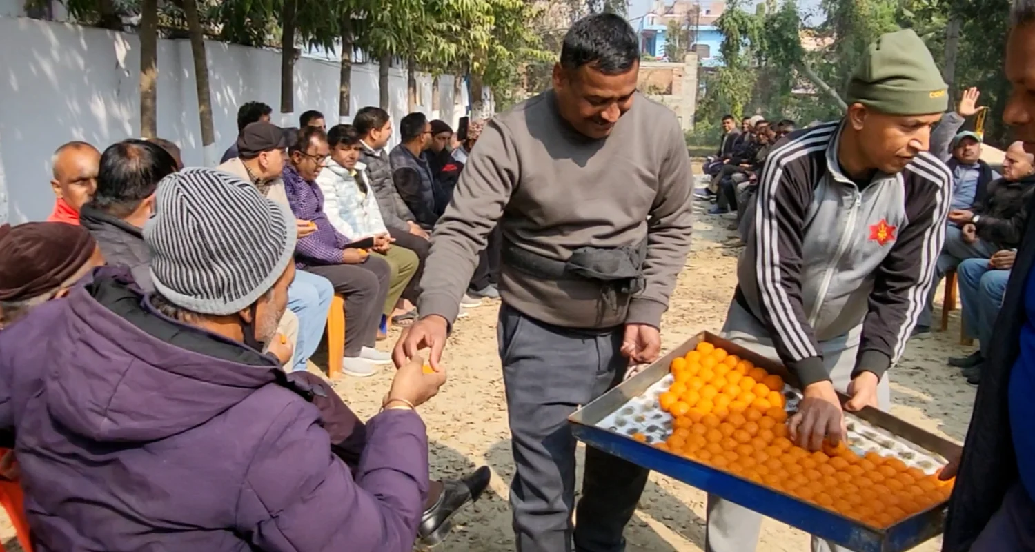 थापा सभापति भएपछि नेपाली कांग्रेस धनुषाले मनायो खुसीयाली