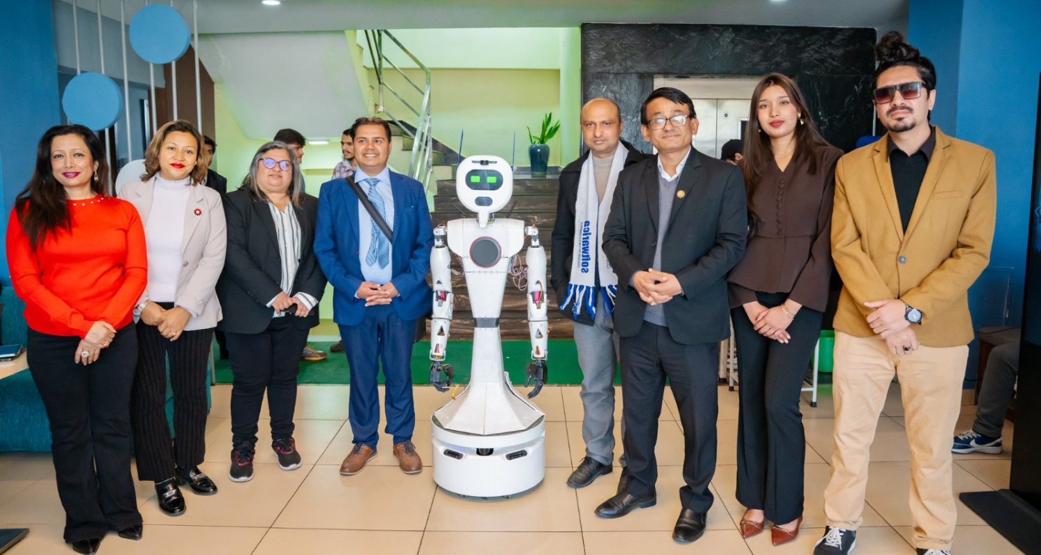 रोबोट्रोनिक्स समिटले भविष्यको सीप देखायो